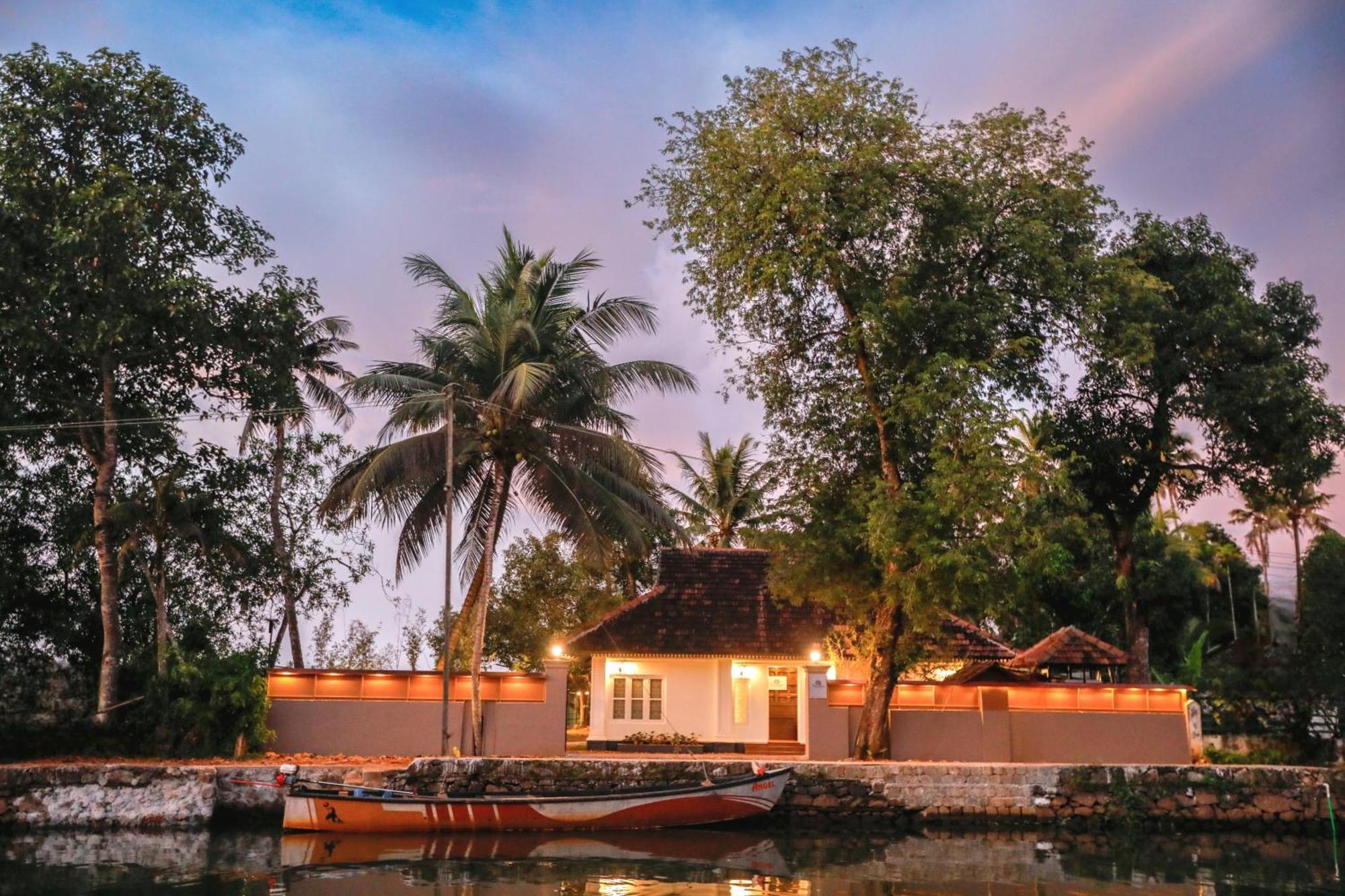 Paadam By The Backwaters Kumarakom Exterior foto